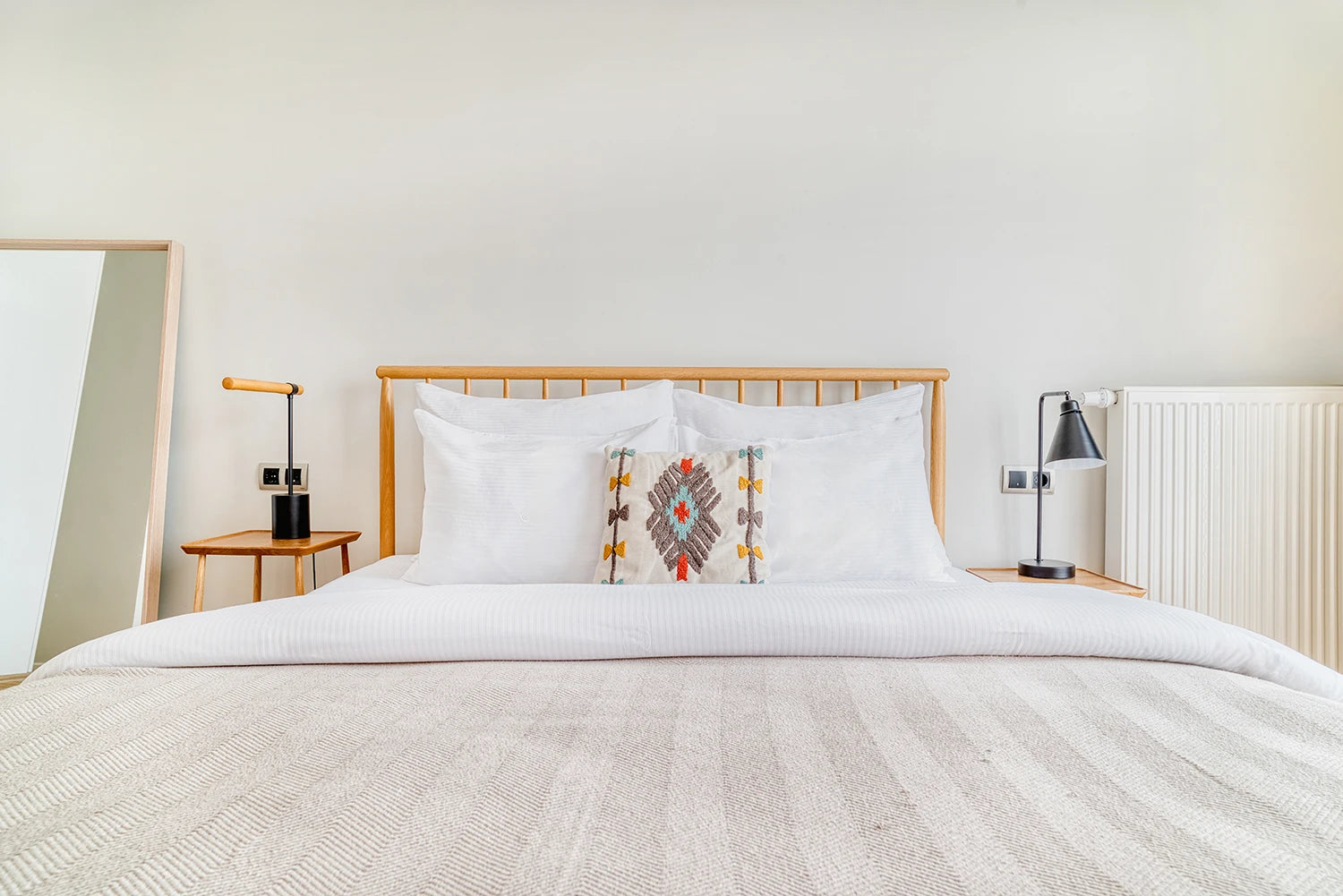 659