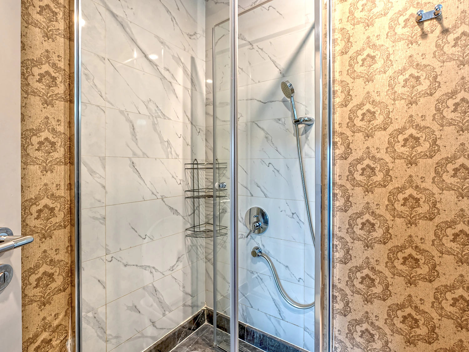 Banyo 2